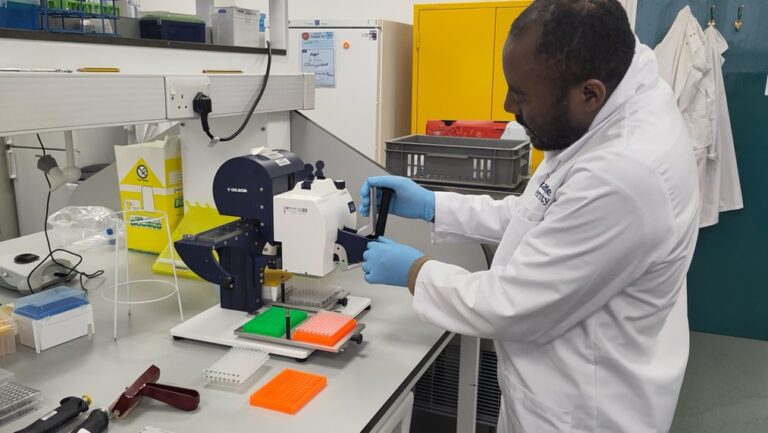 Romuald's research harnesses nanopore sequencing to determine whether wasps could act as natural biocontrol agents to protect farmers against destructive crop pests such as fall armyworm.